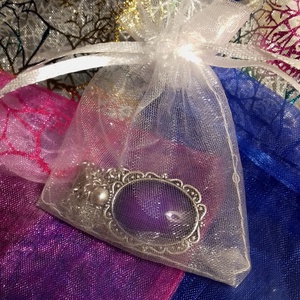 Sofia amulett után szabadon -  - Meska.hu