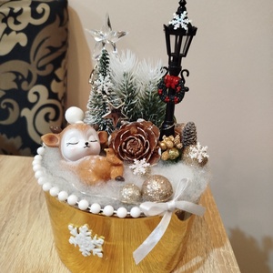 Aranyos őzikés karcsonyi asztaldísz, Karácsony, Adventi díszek, Adventi ajtódísz, Virágkötés, MESKA
