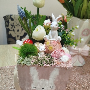 Cuki nyuszis tavaszi asztaldísz box, Otthon & Életmód, Dekoráció, Asztal és polc dekoráció, Asztaldísz, Virágkötés, MESKA