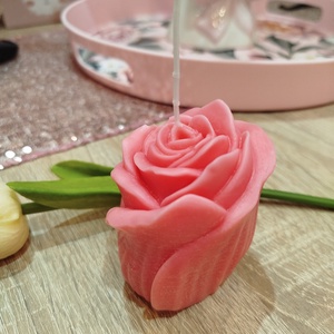 Gyönyörű rózsa alakú gyertya - kellékek & szerszámok - dekorációs kellékek - dekorációs gyertya - Meska.hu