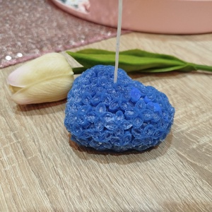 Kék virágos gyönyörű szív alakú gyertya  - Meska.hu