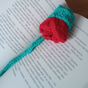 Gyönyörű piros horgolt rózsa könyvjelző, Könyv & Zene, Könyvjelző, Horgolás, MESKA