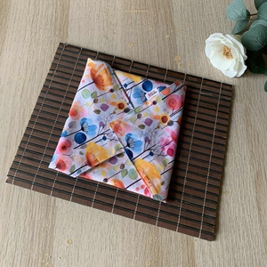 Nyári virágos újraszalvéta - táska & tok - uzsonna- & ebéd tartó - szendvics csomagoló - Meska.hu