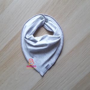 Szürke nyálkendő , Baba - mama, Babaruházat, Nyálkendő, Varrás, MESKA