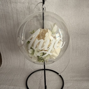 Különleges, kézzel készült virágos gömb Anyák napjára - otthon & életmód - dekoráció - fali és függő dekoráció - függődísz - Meska.hu