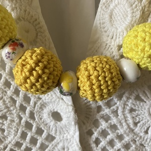 Nyaklánc porcelán gyönggyel - ékszer - nyaklánc - gyöngyös nyaklánc - Meska.hu