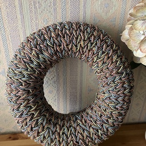 Horgolt koszorú - otthon & életmód - dekoráció - asztal és polc dekoráció - asztaldísz - Meska.hu