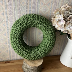 Horgolt koszorú - otthon & életmód - dekoráció - asztal és polc dekoráció - asztaldísz - Meska.hu