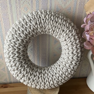 Horgolt koszorú - otthon & életmód - dekoráció - asztal és polc dekoráció - asztaldísz - Meska.hu