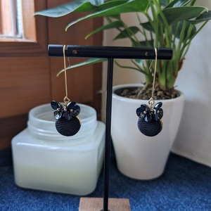 Kétvirágos feketefarmer fülbevaló - ékszer - fülbevaló - lógó fülbevaló - Meska.hu