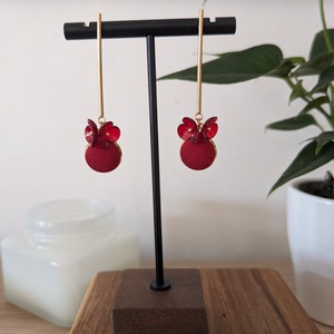Piros kétvirágos bedugós fülbevaló - ékszer - fülbevaló - lógó fülbevaló - Meska.hu
