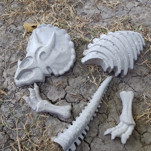 Beton Dinoszaurusz csontváz Triceratops - otthon & életmód - ház & kert - kerti dísz - Meska.hu
