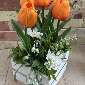 Tulipános asztaldísz , Otthon & Életmód, Dekoráció, Virágdekoráció, Virágdíszek, Asztali virágdísz, , MESKA