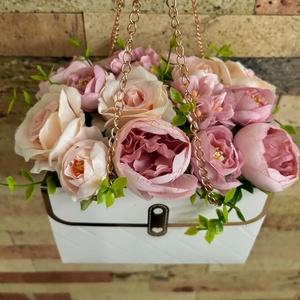 Anyák napi, ballagási virágtáska lila - Meska.hu