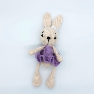 Amigurumi nyuszi lányka lila ruhában - Meska.hu