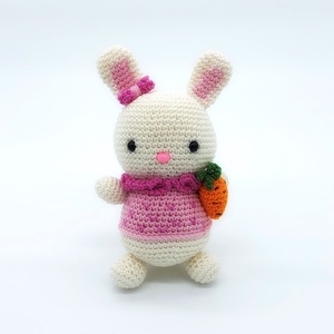 Húsvéti csoda Fehér amigurumi nyuszi, Játék & Sport, Plüssállat & Játékfigura, Nyuszi, Horgolás, MESKA