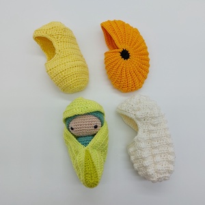 A fejlődés csodája Amigurumi hernyó bábokkal - játék & sport - plüssállat & játékfigura - más figura - Meska.hu