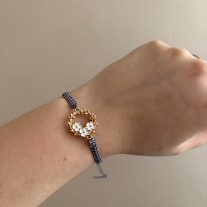 Kézzel készült makramé karkötő - ékszer - karkötő - fonott karkötő - Meska.hu