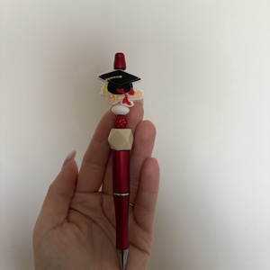 Egyedi toll, Otthon & Életmód, Papír, írószer, Ceruza & Toll, Mindenmás, ? Egyedi tollak ballagásra és diplomaosztóra! ✒️

Szép és praktikus ajándék diákoknak, tanároknak v..., MESKA