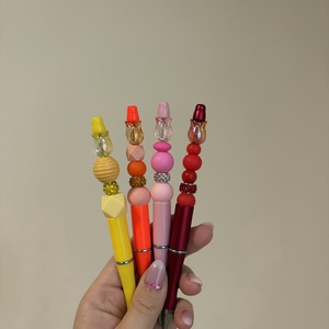 Egyedi tulipános toll - Meska.hu
