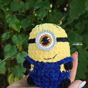 Horgolt plüss Minion - Meska.hu