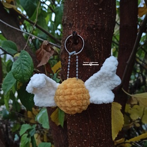 Horgolt aranycikesz kulcstartó , Játék & Sport, Plüssállat & Játékfigura, Plüss mesefigurák, Horgolás, MESKA