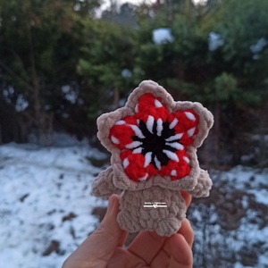 Horgolt virág szörny mini - Meska.hu