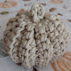  horgolt tök  - otthon & életmód - dekoráció - asztal és polc dekoráció - horgolt & csipketerítő - Meska.hu