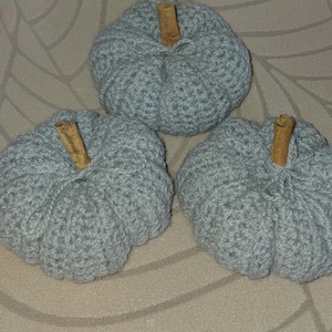 horgolt tök  - otthon & életmód - dekoráció - asztal és polc dekoráció - horgolt & csipketerítő - Meska.hu  horgolt tök  - otthon & életmód - dekoráció - asztal és polc dekoráció - horgolt & csipketerítő - Meska.hu