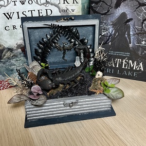 Anatema könyv box, Otthon & Életmód, Dekoráció, Asztal és polc dekoráció, Könyvtámasz, Festett tárgyak, Mindenmás, MESKA