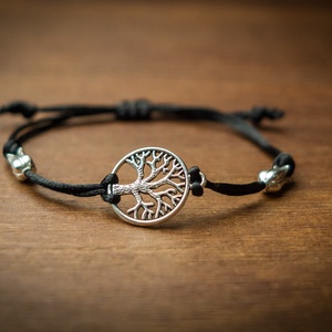 Makramé  shamballa karkötő - Meska.hu
