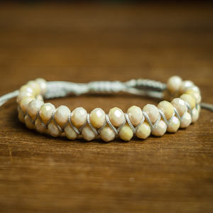  Női üveggyöngy karkötő, Ékszer, Karkötő, Gyöngyös karkötő, Csomózás, Gyöngyfűzés, gyöngyhímzés, MESKA