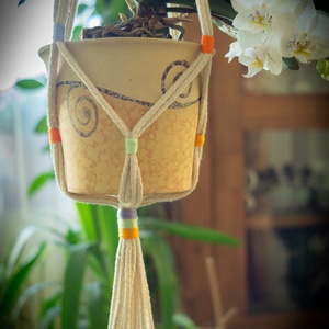 Makramé minimál virágtartó  - otthon & életmód - virágdekoráció - virágtartó - függő virágtartó - Meska.hu