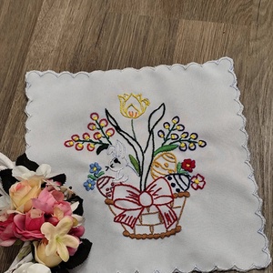 Húsvétra ajánlom  - ünnepi díszek, dekorációk - húsvéti díszek és dekorációk - húsvéti abrosz, terítő - Meska.hu