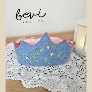 Gyapjúfilc tavaszi korona  - Meska.hu