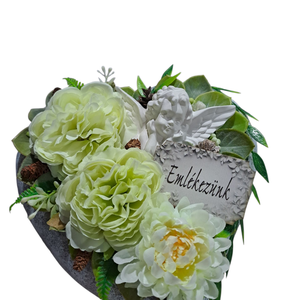 Kőszív angyalkával,krizantémmal - Meska.hu