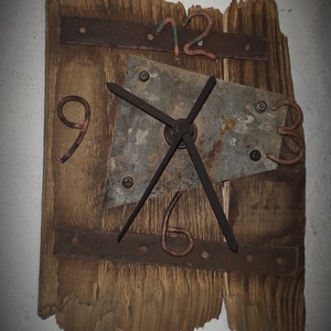 Rusztikus stílusú falióra - otthon & életmód - dekoráció - fali és függő dekoráció - falióra & óra - Meska.hu