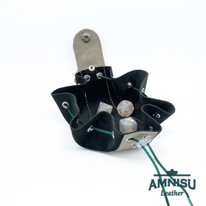 Szürke - fekete bőr mini 2in1 szütyő és kockatálca N8014-8018 - játék & sport - táblajáték és kártyajáték - társasjátékok - dobókocka - Meska.hu