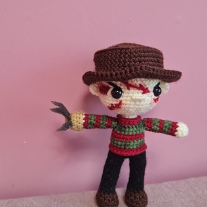 Freddy Krueger - otthon & életmód - dekoráció - halloween - halloweeni figurák - Meska.hu