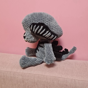 Alien xenomorph, Otthon & Életmód, Dekoráció, Halloween, Halloweeni figurák, Horgolás, MESKA