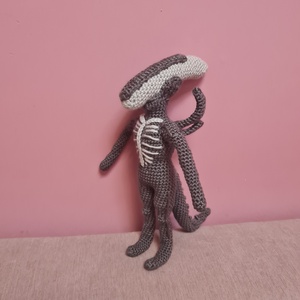 Alien xenomorph - otthon & életmód - dekoráció - halloween - halloweeni figurák - Meska.hu