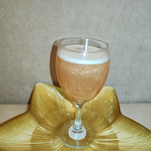 Pezsgő gyertya, Karácsony, Karácsonyi lakásdekoráció, Karácsonyi illatgyertya, mécses, Gyertya-, mécseskészítés, MESKA