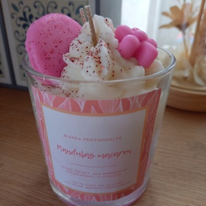 Mandulás macaron szójaviaszgyertya - otthon & életmód - gyertya, illat, aroma - gyertya - Meska.hu