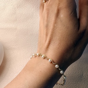 Pearl Garden Bracelet -Tenyésztett gyöngy karkötő - ékszer - karkötő - gyöngyös karkötő - Meska.hu