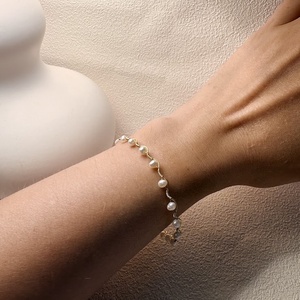 Pearl Garden Bracelet -Tenyésztett gyöngy karkötő - ékszer - karkötő - gyöngyös karkötő - Meska.hu