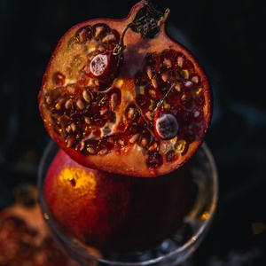 Gránátalma fülbevaló, Ékszer, Fülbevaló, Lógó fülbevaló, Gyurma, MESKA