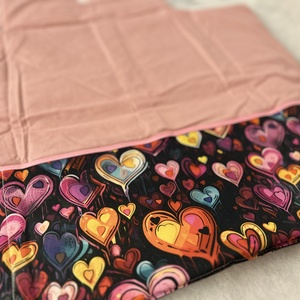 Pelenkázó alátét szívek - baba - mama - pelenkázó, babafürdető kellékek - pelenkázó alátét - Meska.hu