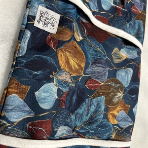 Pelenkázó neszesszer levelek - baba - mama - pelenkázó, babafürdető kellékek - pelenkázó neszeszer, pelenkatartó - Meska.hu