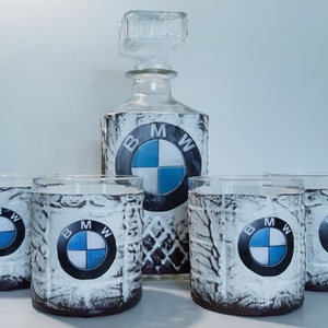 Bmw rajongóknak egyedi formájú whiskys üveg 4 db pohárral, különleges bmw rajongói ajándék, konyhadekoráció - otthon & lakás - dekoráció - díszüveg - Meska.hu Bmw rajongóknak egyedi formájú whiskys üveg 4 db pohárral, különleges bmw rajongói ajándék, konyhadekoráció - otthon & lakás - dekoráció - díszüveg - Meska.hu