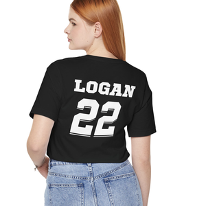 LOGAN #22 Off-Campus: Briar University Hockey Póló , Ruha & Divat, Női ruha, Póló, felső, Mindenmás, Hívd meg a ruhatáradba a BookTok legnagyobb kedvencét! Ez a póló egyenesen Elle Kennedy imádott Off..., MESKA